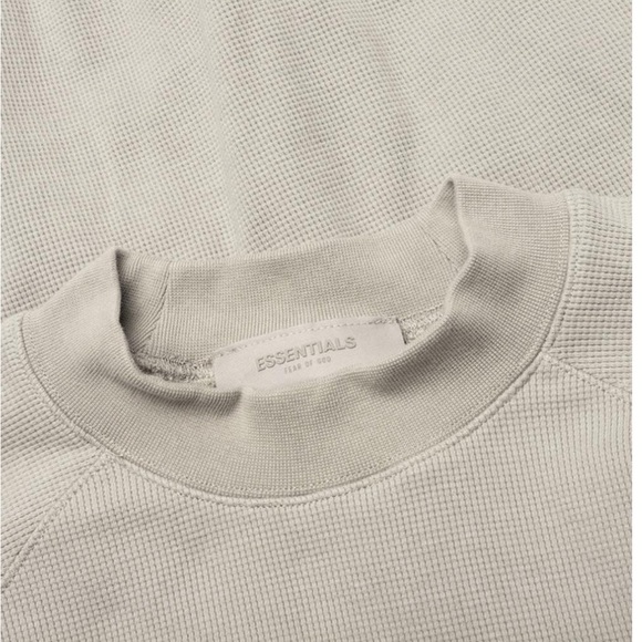 Essentials Fear Of God Short Sleeve Waffle Sweatshirt Large NWT (Oversized) - Picture 4 of 15